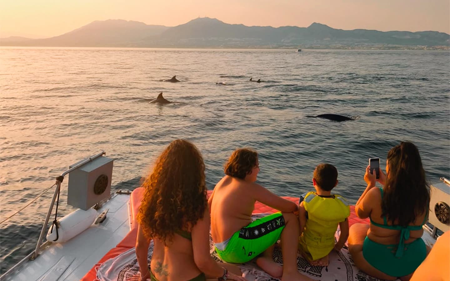 Family Sea Adventure - imagen 1